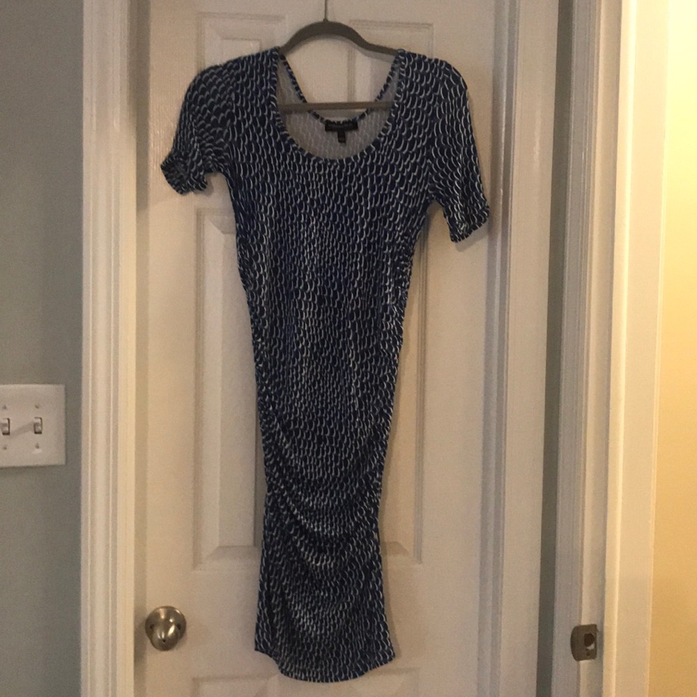 Isabella Oliver for a Pea in the Pod Dress